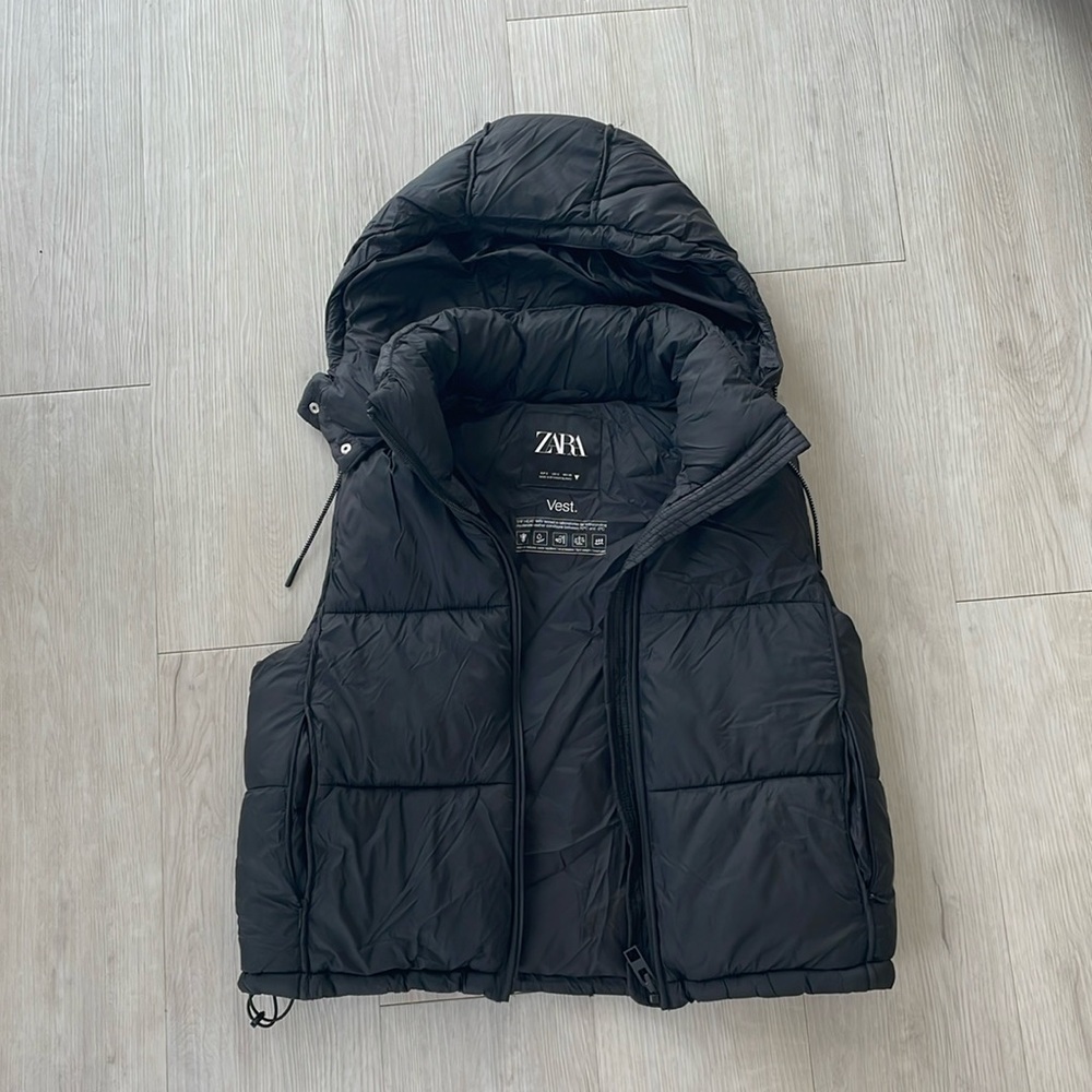 Zara Black Puffer Vest